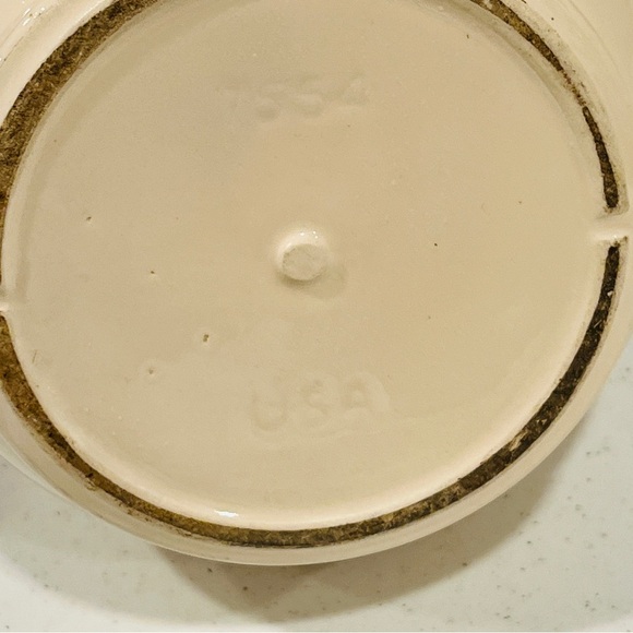 Welch's Way Pitcher Pottery 7554 W/ Fruit Basket Print Grapes Apples Vintage. - Picture 5 of 5